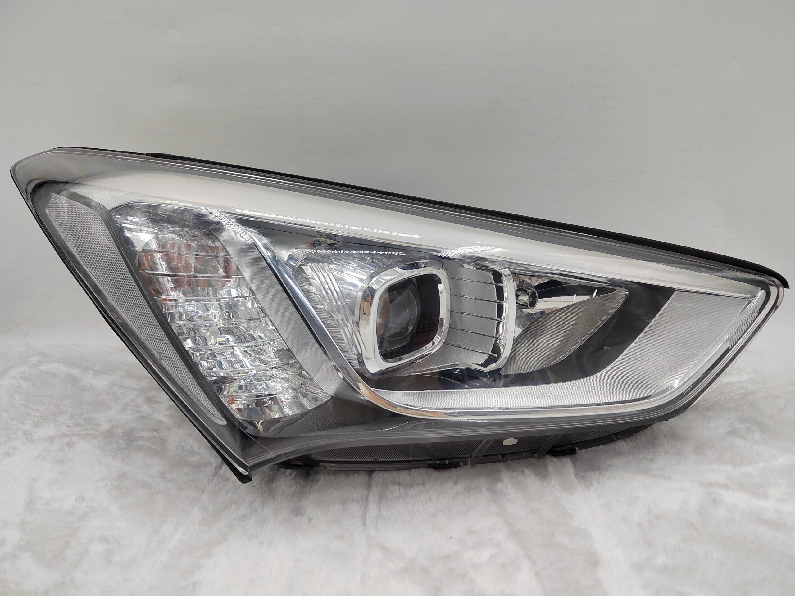 HYUNDAI SANTA FE DM 2013-2015 LENS HALOGEN R.H.S HEADLIGHT ASSEMBLY