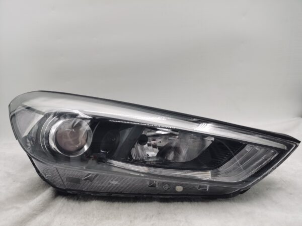 HYUNDAI TUCSON XG 2015-2017 HALOGEN R.H.S HEADLIGHT ASSEMBLY