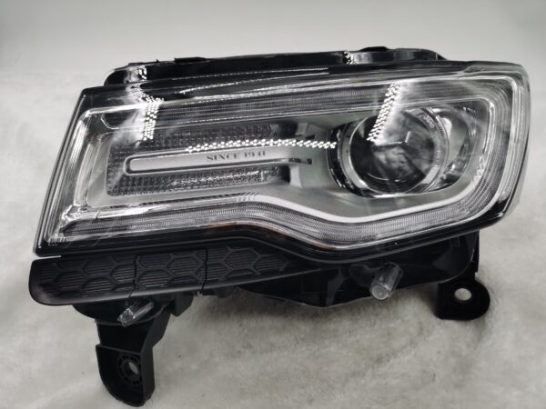 JEEP GRAND CHEROKEE 2014-2021 XENON L.H.S HEADLIGHT ASSEMBLY