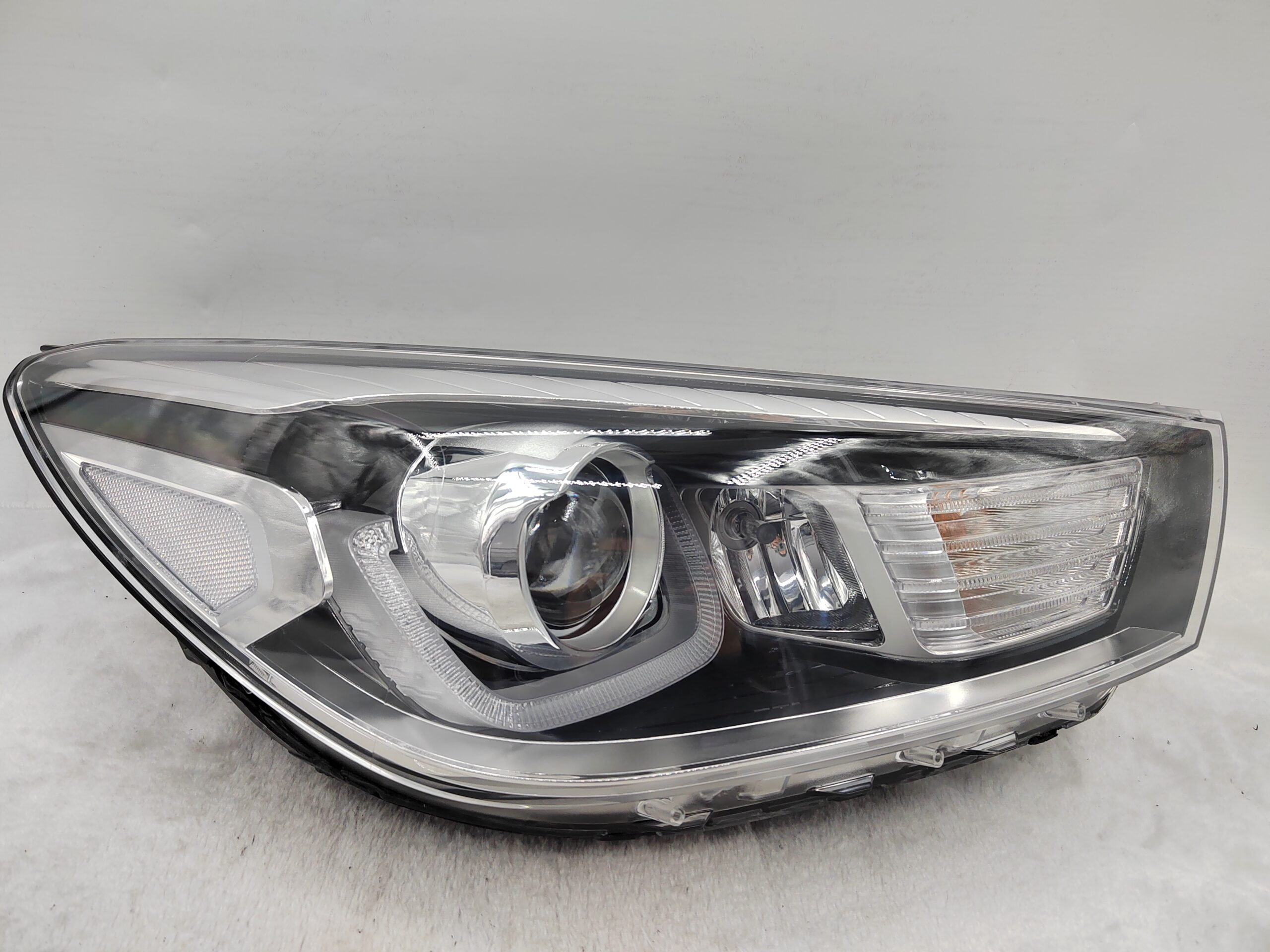 KIA RIO 2018-2020 LENS HALOGEN R.H.S HEADLIGHT ASSEMBLY