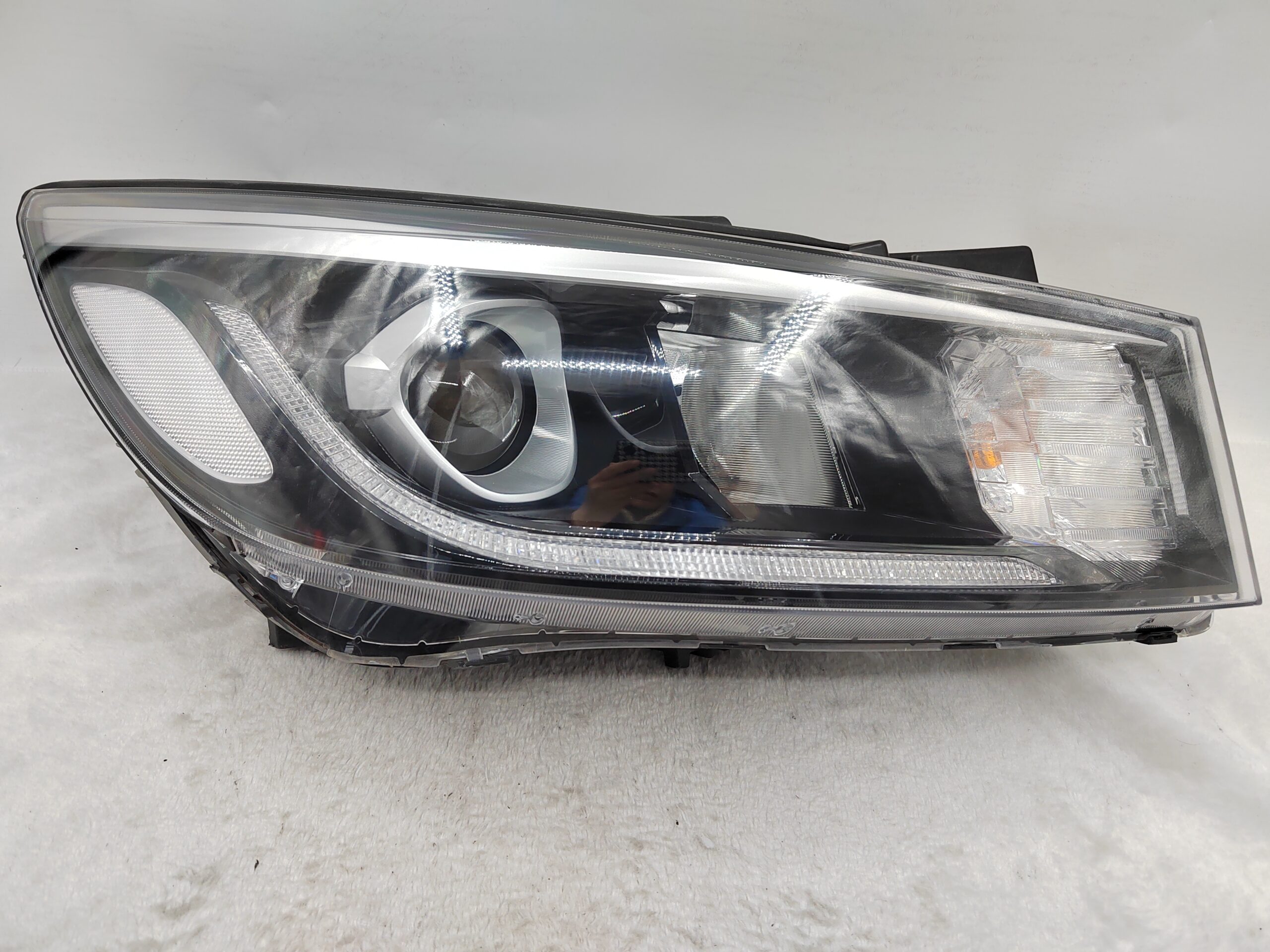 KIA CARNIVAL 2018-2020 LENS HALOGEN R.H.S HEADLIGHT ASSEMBLY