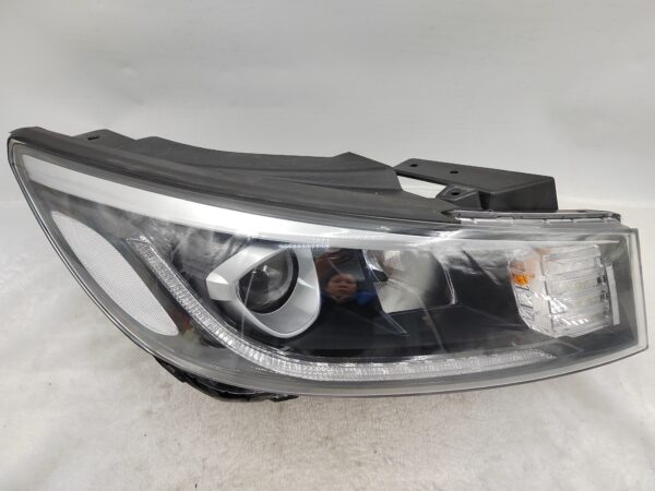 KIA CARNIVAL 2018-2020 LENS HALOGEN R.H.S HEADLIGHT ASSEMBLY