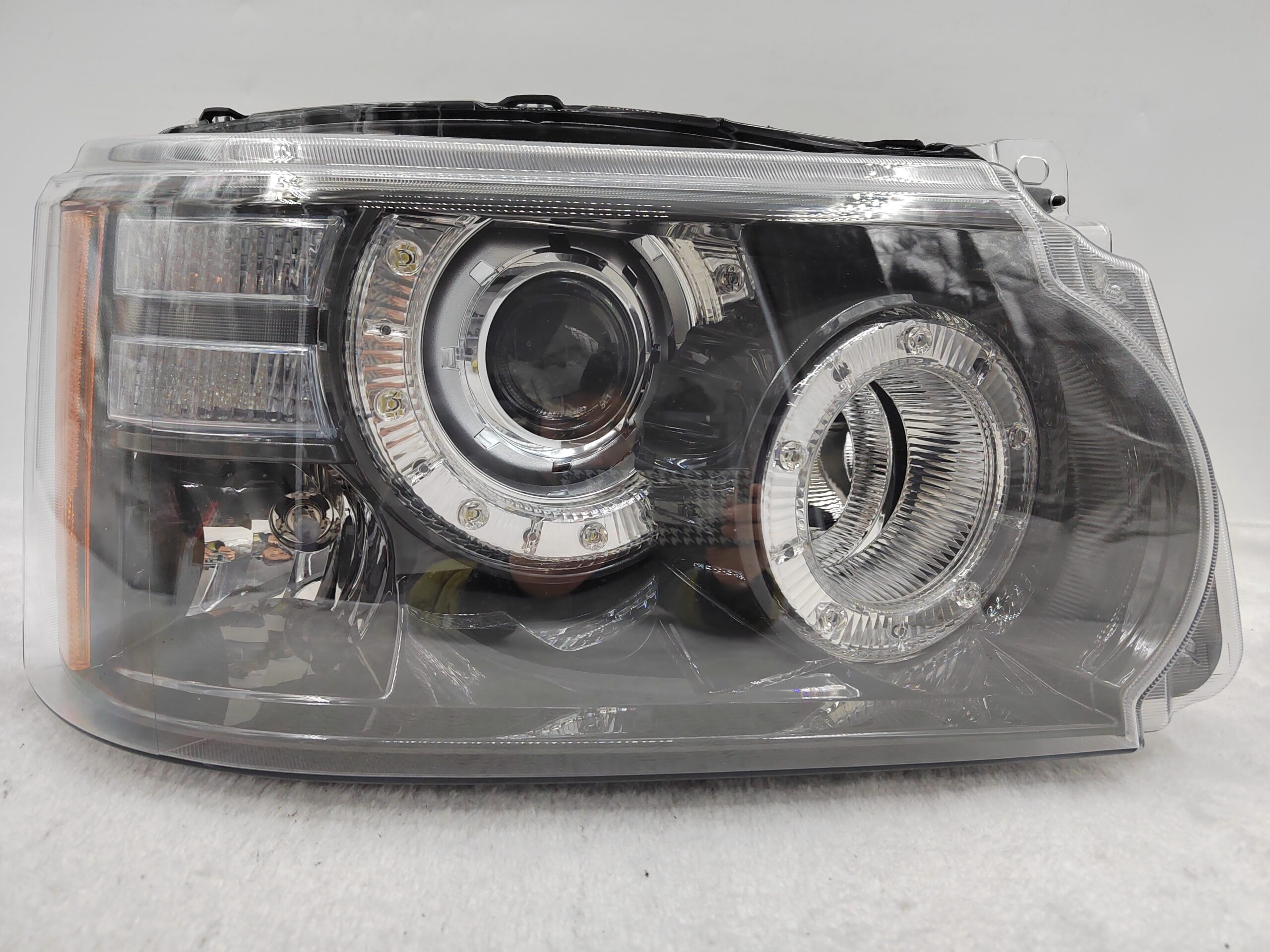 LAND ROVER RANGE ROVER SPORT 2010-2013 XENON R.H.S HEADLIGHT ASSEMBLY