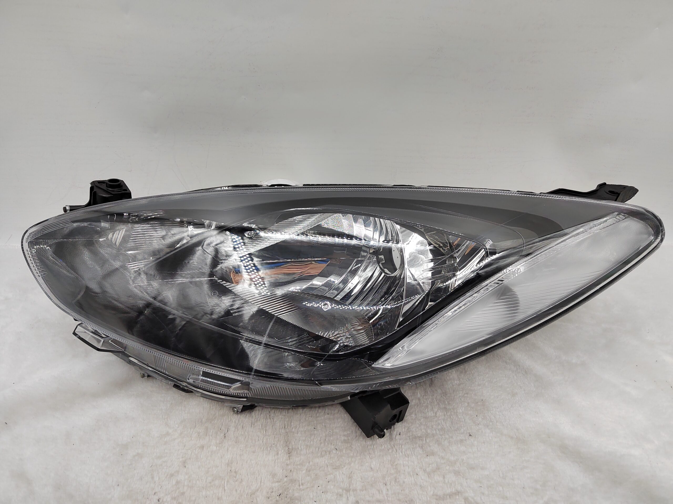 MAZDA 2 2007-2013 HALOGEN L.H.S HEADLIGHT ASSEMBLY