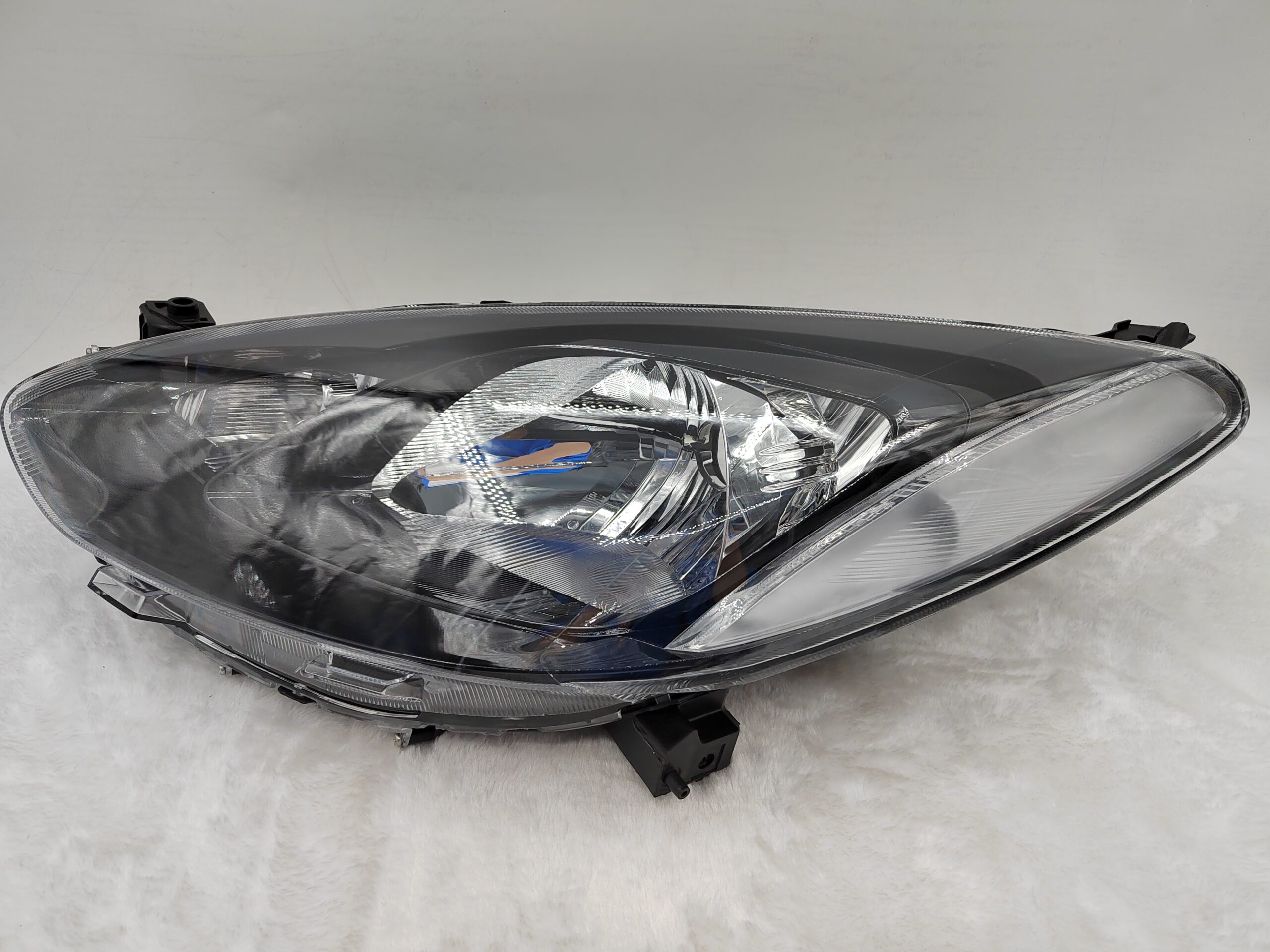 MAZDA 2 2007-2013 HALOGEN L.H.S HEADLIGHT ASSEMBLY