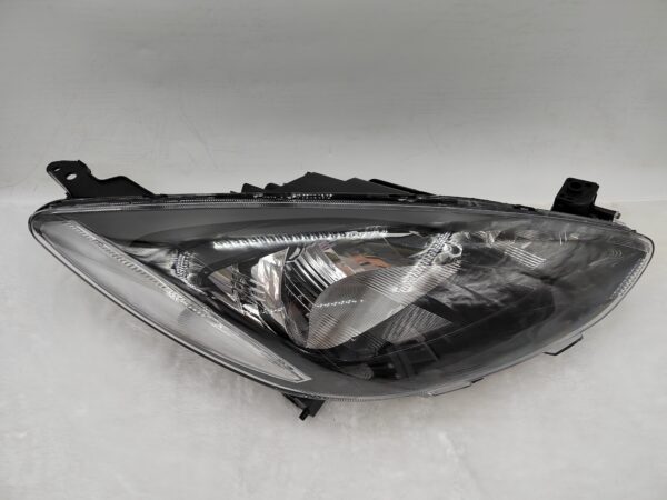 MAZDA 2 2007-2013 HALOGEN R.H.S HEADLIGHT ASSEMBLY