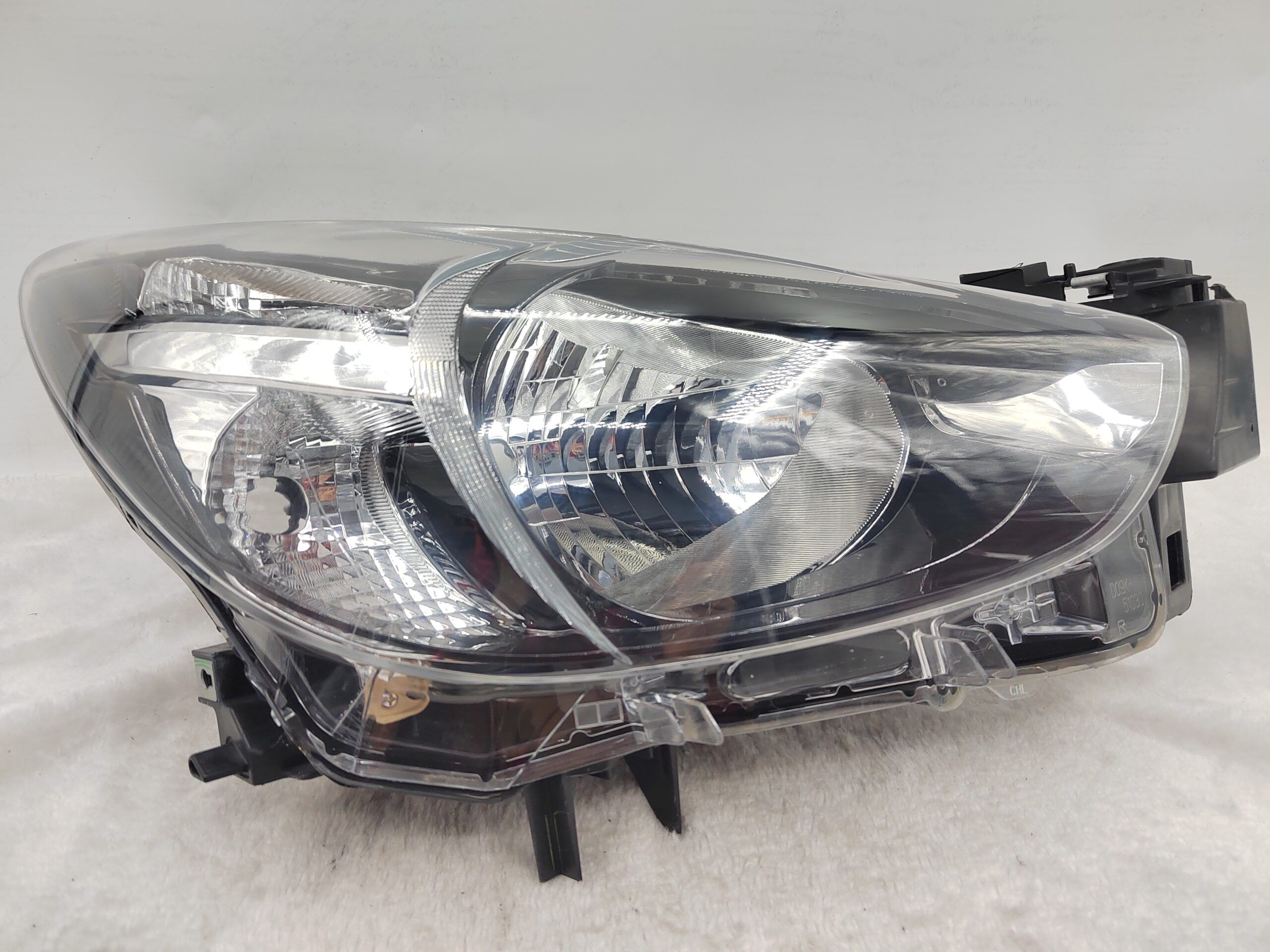 MAZDA 2 2014-2019 HALOGEN R.H.S HEADLIGHT ASSEMBLY