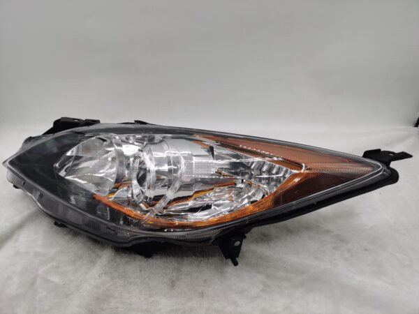 MAZDA 3 2010-2013 HALOGEN L.H.S HEADLIGHT ASSEMBLY