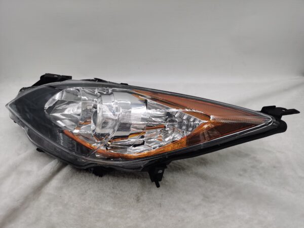 MAZDA 3 2010-2013 HALOGEN L.H.S HEADLIGHT ASSEMBLY