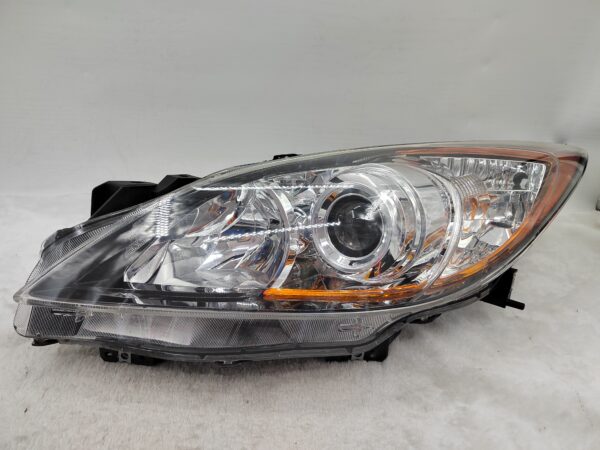 MAZDA 3 2010-2013 HALOGEN L.H.S HEADLIGHT ASSEMBLY