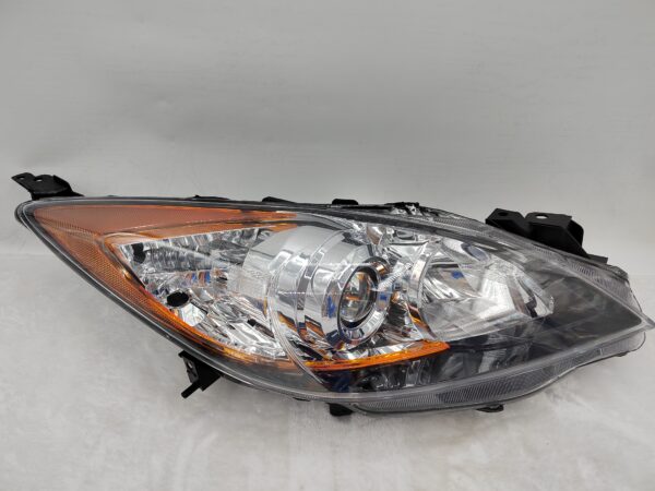 MAZDA 3 2010-2013 HALOGEN R.H.S HEADLIGHT ASSEMBLY