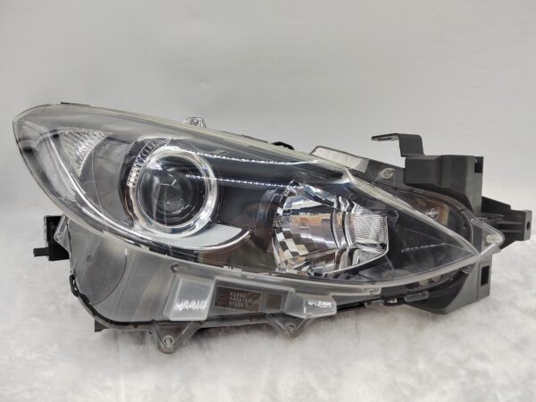 MAZDA 3 2014-2016 HALOGEN R.H.S HEADLIGHT ASSEMBLY