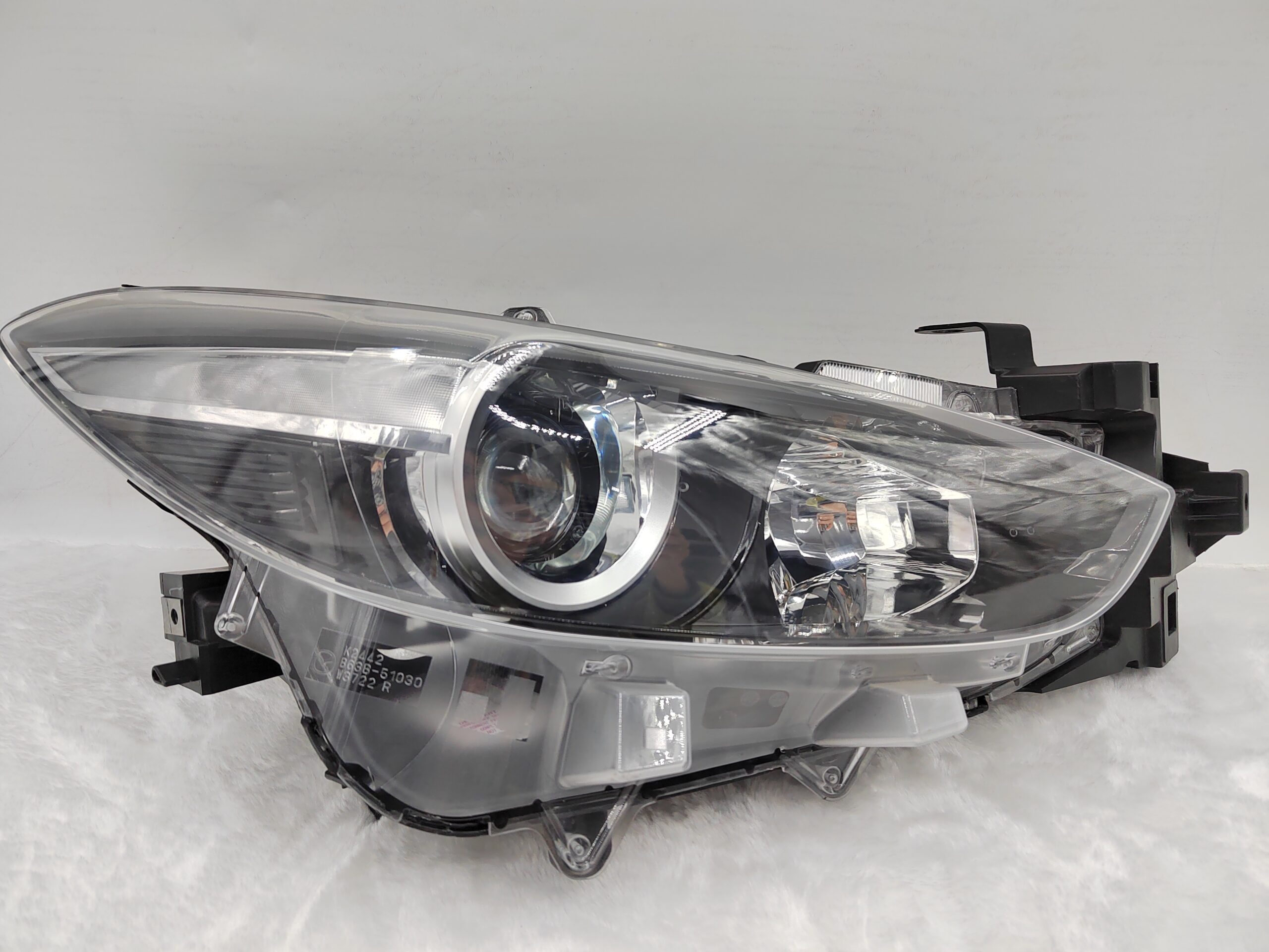 MAZDA 3 2017-2018 HALOGEN R.H.S HEADLIGHT ASSEMBLY