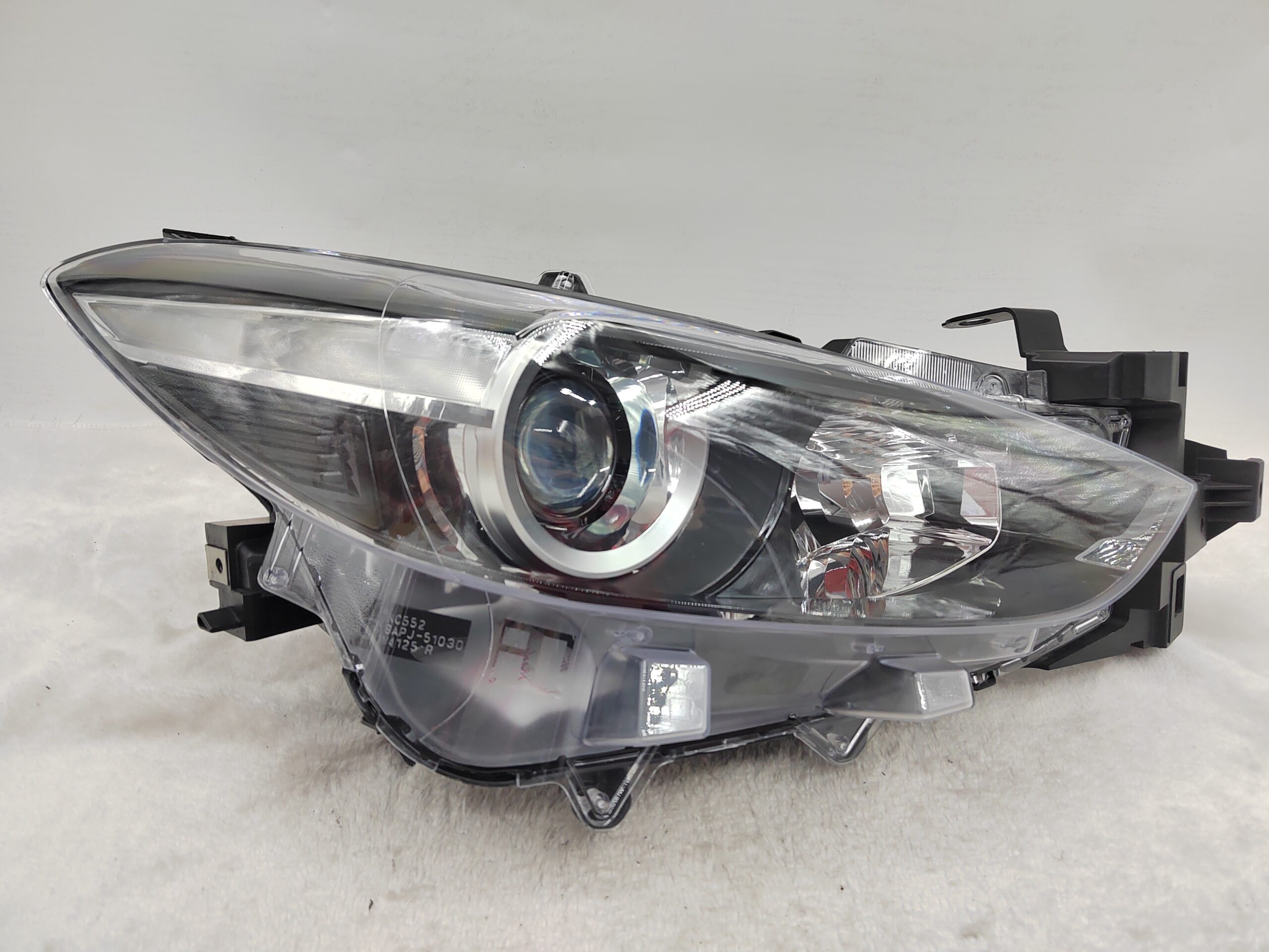 MAZDA 3 2017-2018 HALOGEN R.H.S HEADLIGHT ASSEMBLY