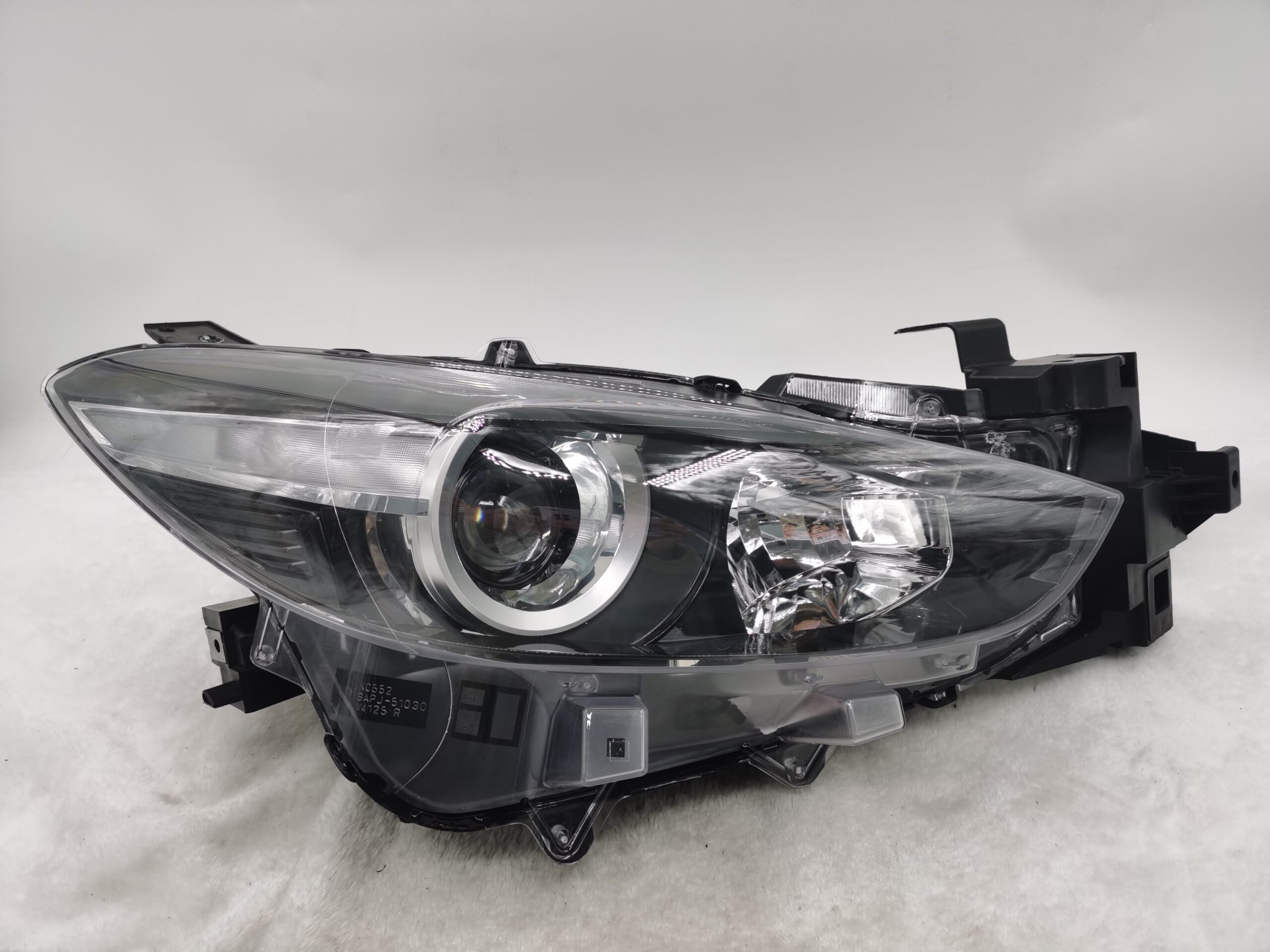 MAZDA 3 2017-2018 HALOGEN R.H.S HEADLIGHT ASSEMBLY