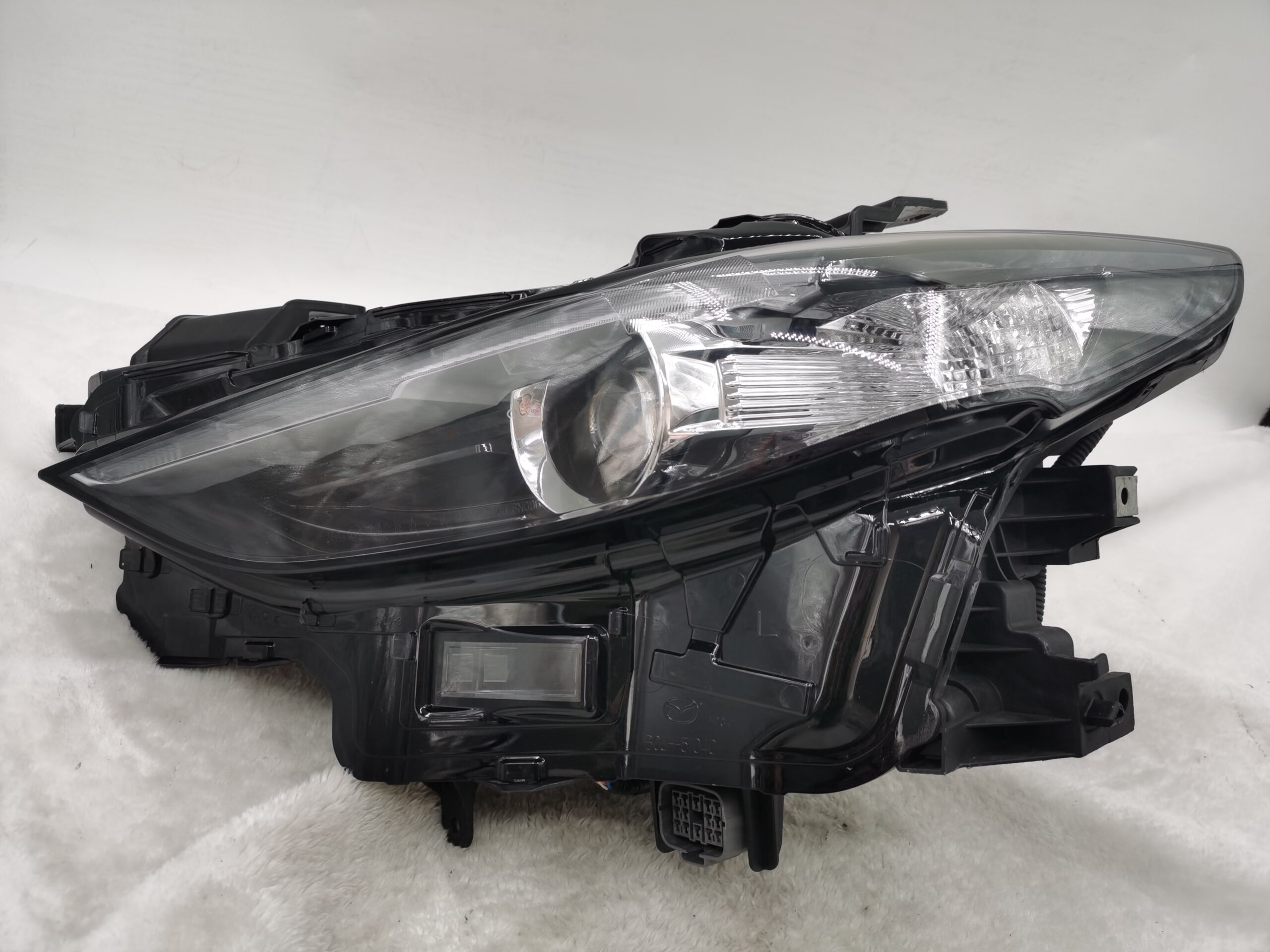 MAZDA 3 2019-2023 LED L.H.S HEADLIGHT ASSEMBLY