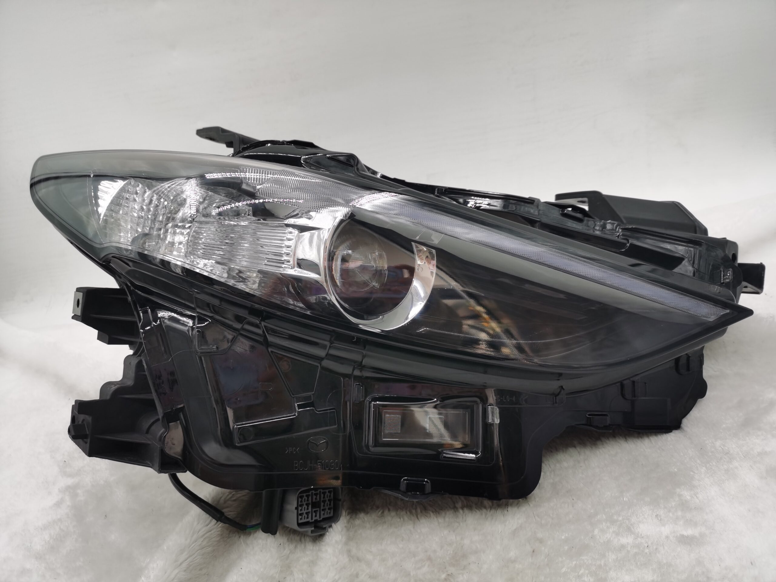 MAZDA 3 2019-2023 LED R.H.S HEADLIGHT ASSEMBLY