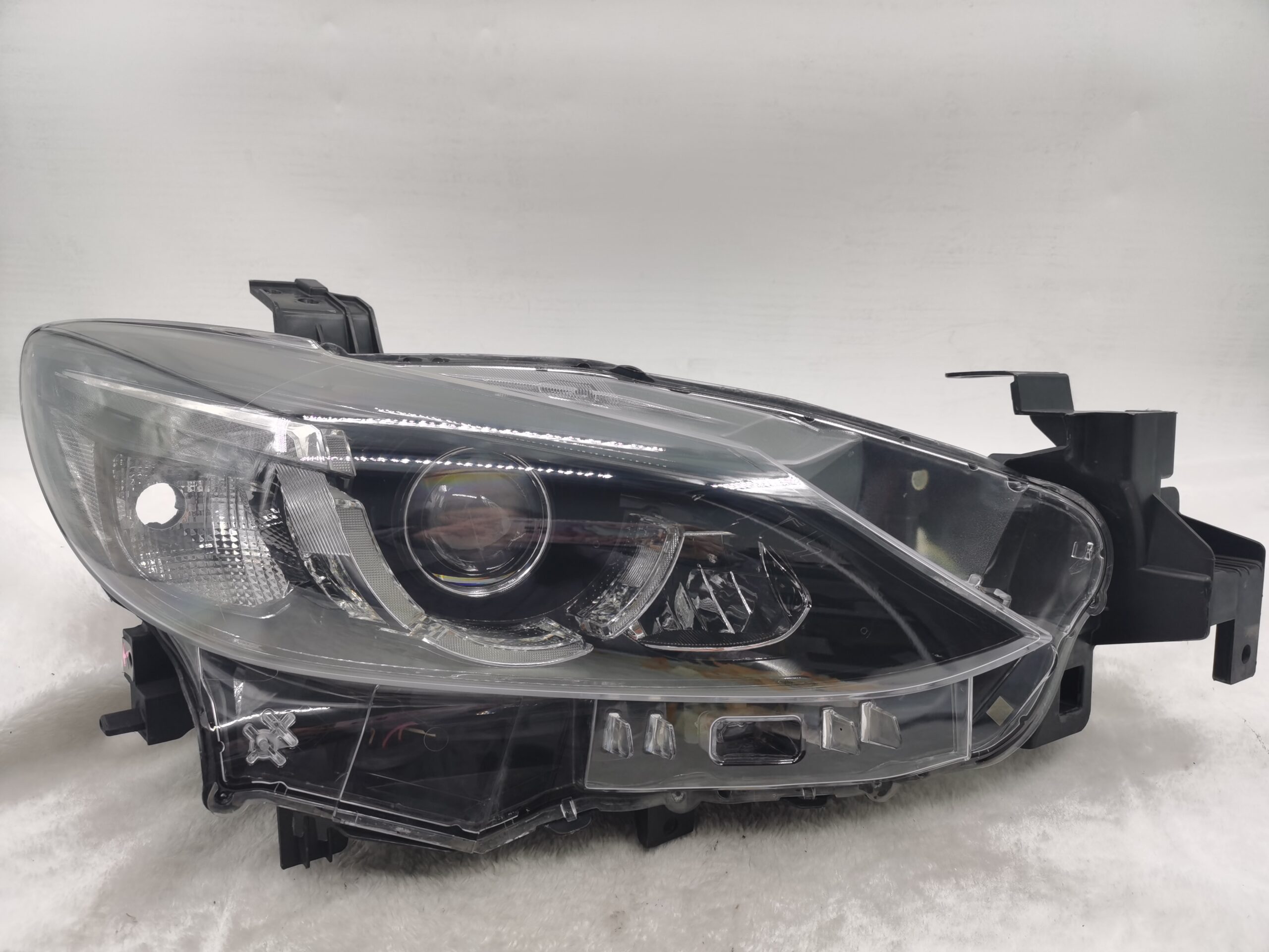 MAZDA 6 2015-2017 LED R.H.S HEADLIGHT ASSEMBLY