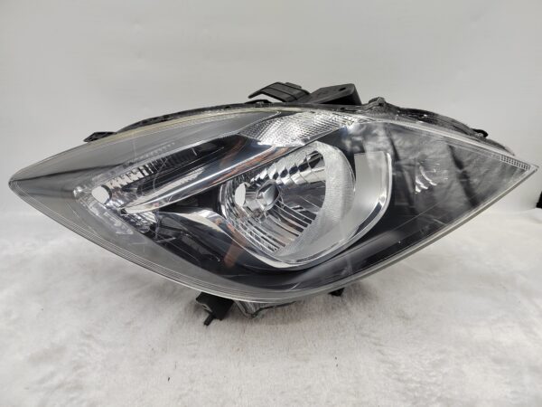 MAZDA BT-50 2016-2019 HALOGEN R.H.S HEADLIGHT ASSEMBLY