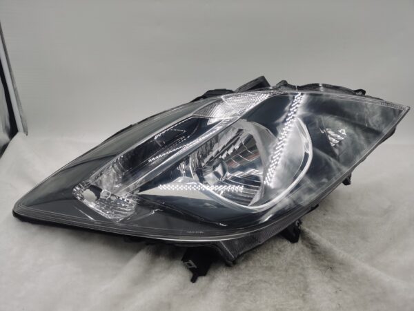 MAZDA BT-50 2016-2019 HALOGEN R.H.S HEADLIGHT ASSEMBLY