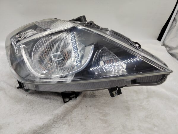 MAZDA BT-50 2016-2019 HALOGEN R.H.S HEADLIGHT ASSEMBLY