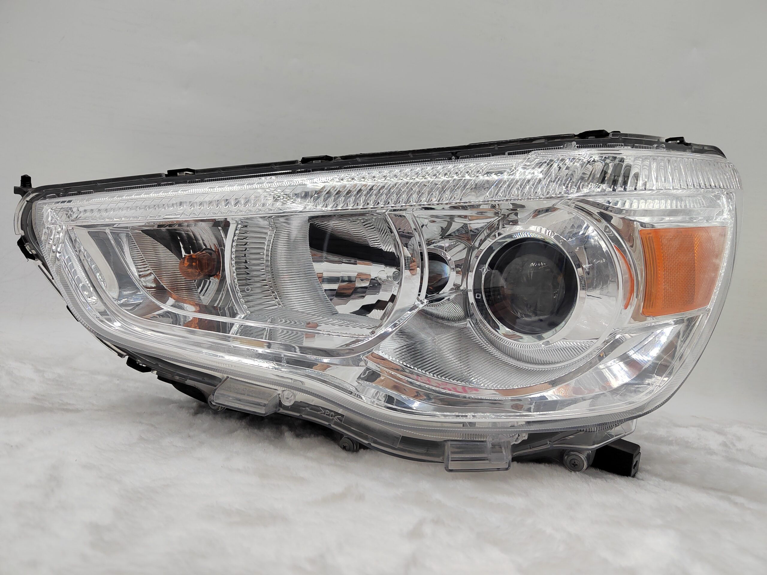 MITSUBISHI ASX 2010-2018 HALOGEN L.H.S HEADLIGHT ASSEMBLY