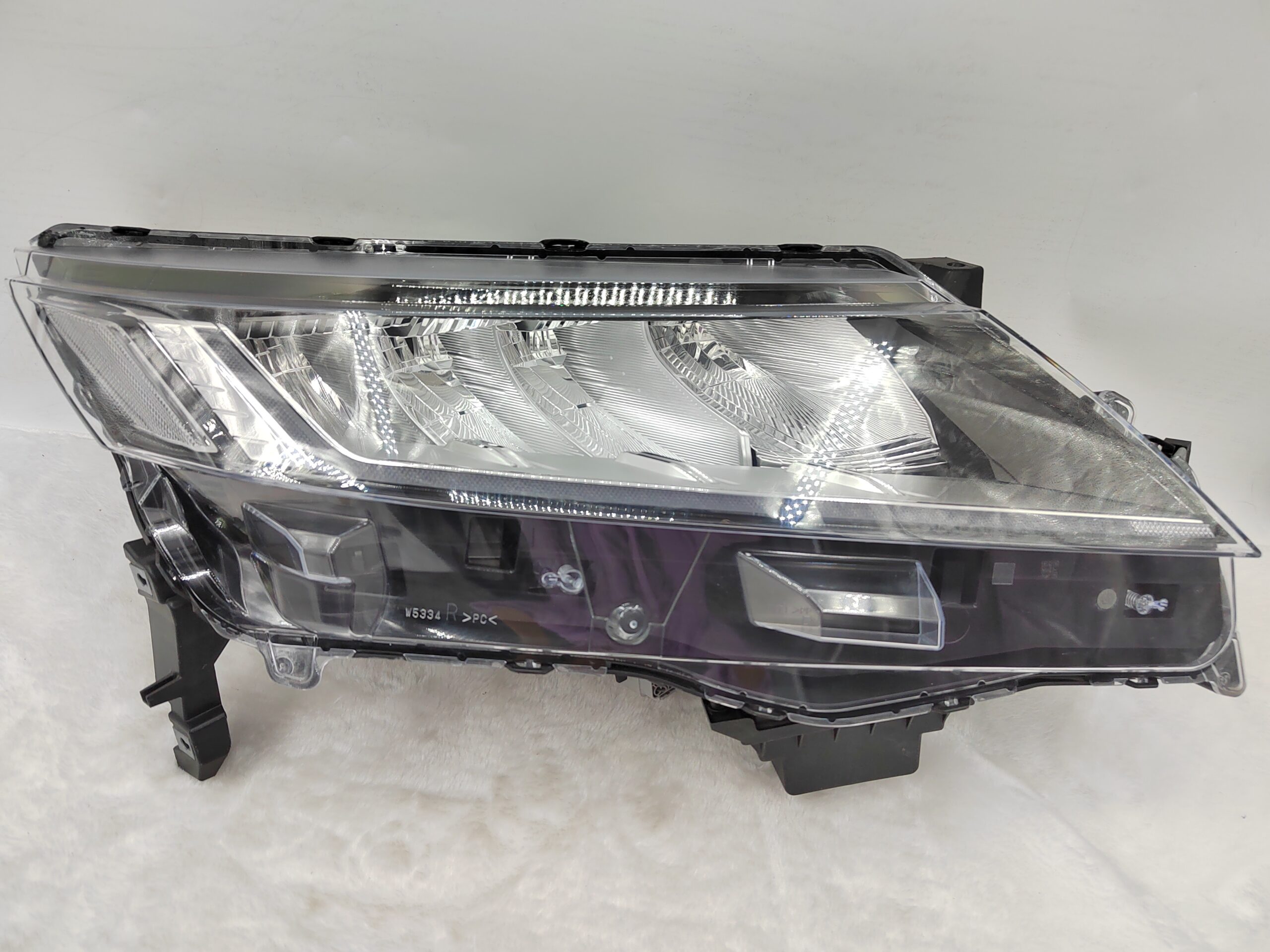 MITSUBISHI ASX 2019-2022 LED R.H.S HEADLIGHT ASSEMBLY