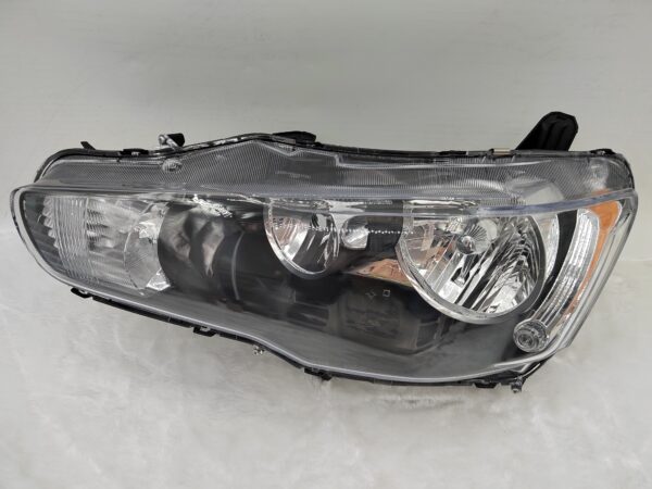 MITSUBISHI LANCER 2008-2018 HALOGEN L.H.S HEADLIGHT ASSEMBLY