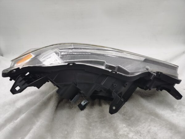 MITSUBISHI LANCER 2008-2018 HALOGEN L.H.S HEADLIGHT ASSEMBLY