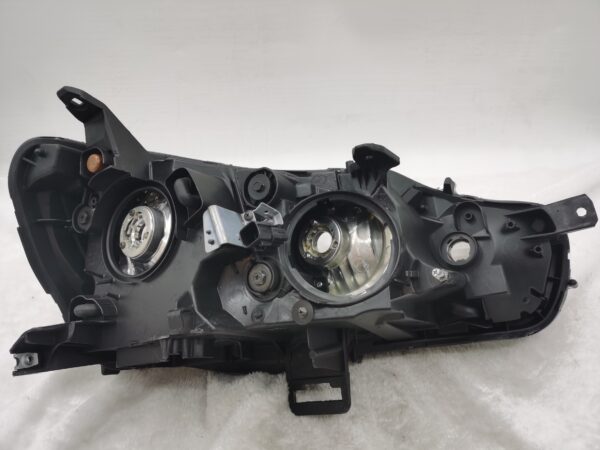 MITSUBISHI LANCER 2008-2018 HALOGEN L.H.S HEADLIGHT ASSEMBLY