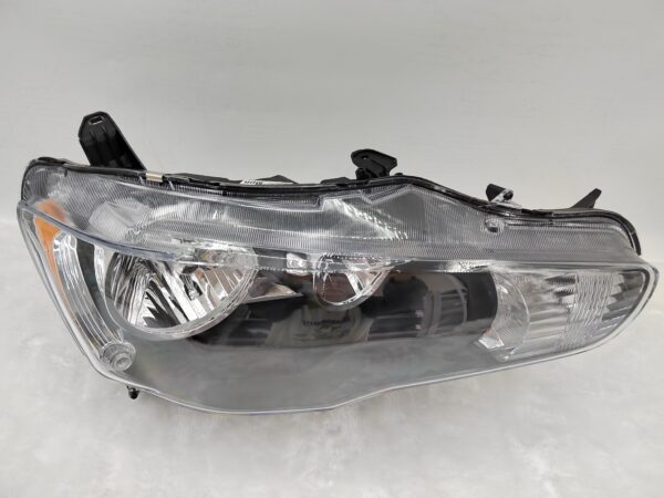 MITSUBISHI LANCER 2008-2018 HALOGEN R.H.S HEADLIGHT ASSEMBLY