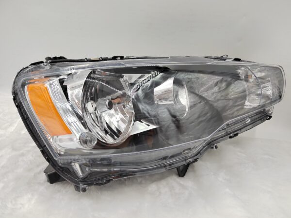 MITSUBISHI LANCER 2008-2018 HALOGEN R.H.S HEADLIGHT ASSEMBLY