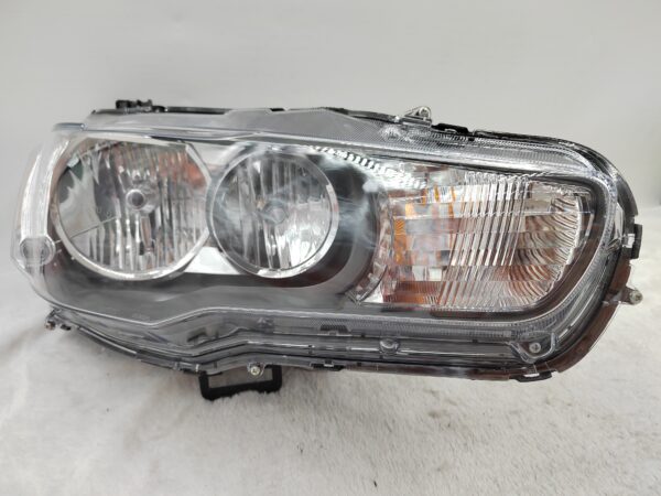 MITSUBISHI LANCER 2008-2018 HALOGEN R.H.S HEADLIGHT ASSEMBLY