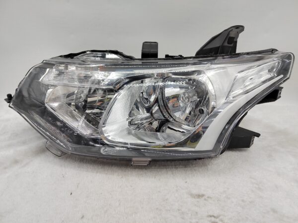 MITSUBISHI OUTLANDER 2013-2015 HALOGEN L.H.S HEADLIGHT ASSEMBLY