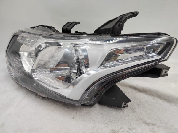 MITSUBISHI OUTLANDER 2013-2015 HALOGEN L.H.S HEADLIGHT ASSEMBLY