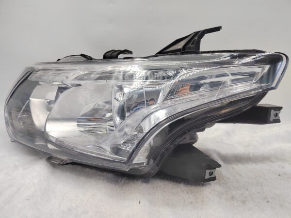 MITSUBISHI OUTLANDER 2013-2015 XENON L.H.S HEADLIGHT ASSEMBLY