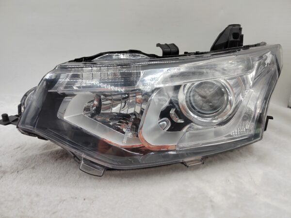 MITSUBISHI OUTLANDER 2013-2015 XENON L.H.S HEADLIGHT ASSEMBLY