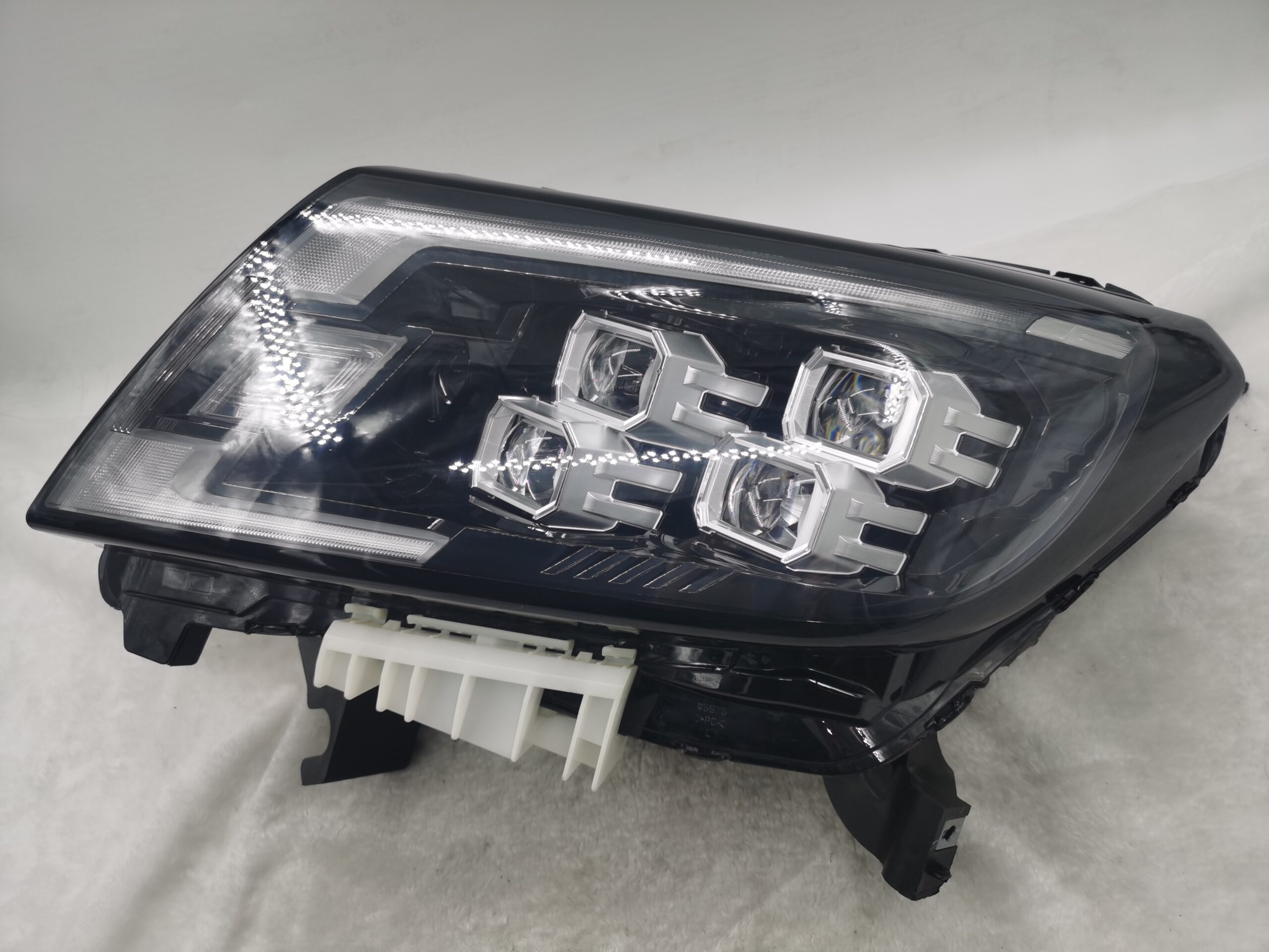 NISSAN NAVARA 2021-2023 LED L.H.S HEADLIGHT ASSEMBLY