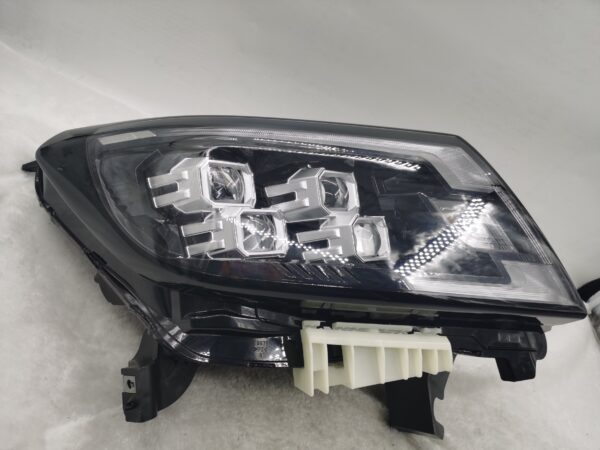 NISSAN NAVARA 2021-2023 LED R.H.S HEADLIGHT ASSEMBLY