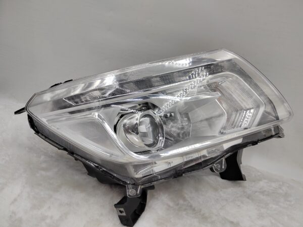 NISSAN NAVARA NP300 2015-2020 LED R.H.S HEADLIGHT ASSEMBLY