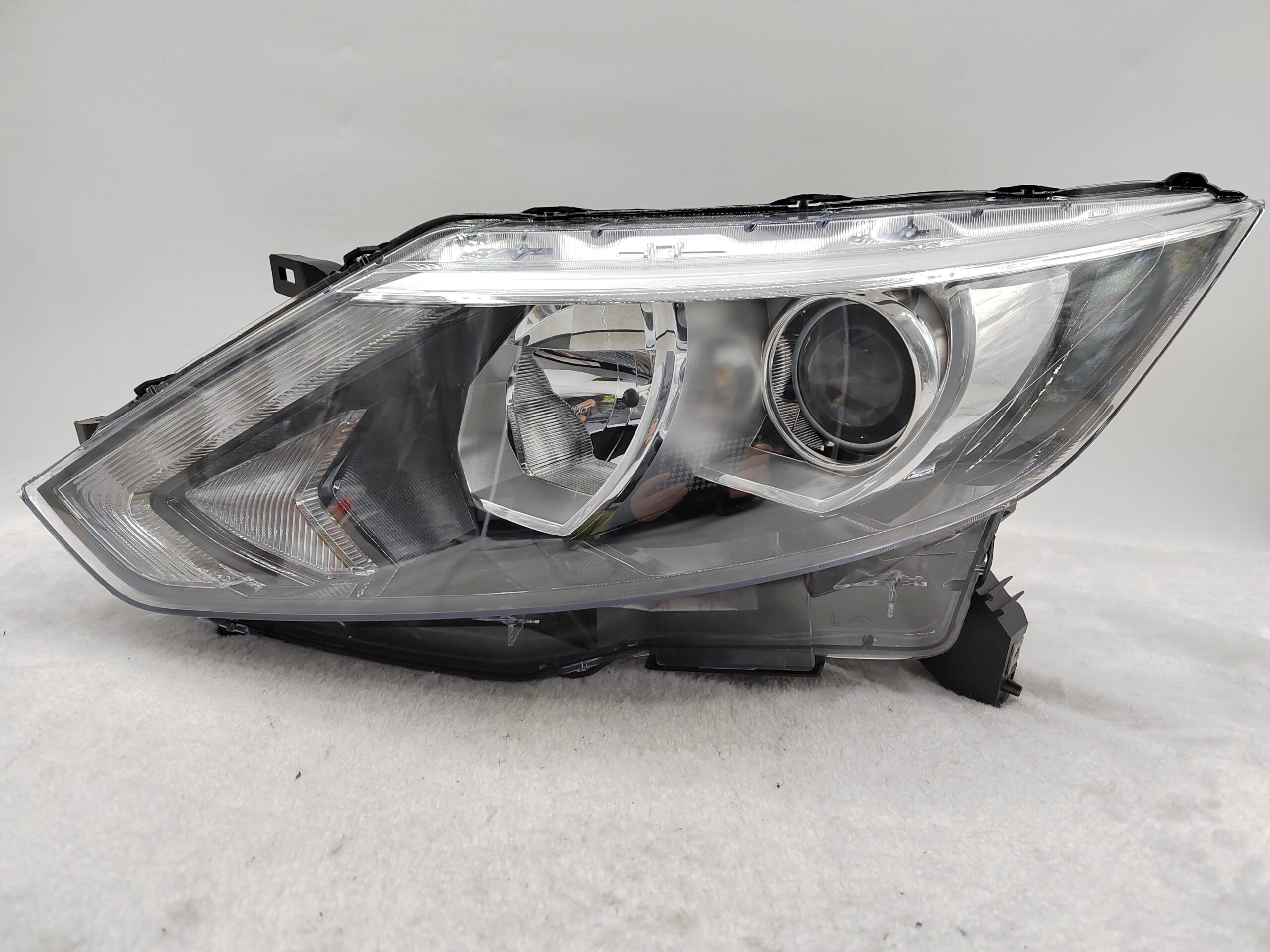 NISSAN QASHQAI J11 2014-2016 HALOGEN L.H.S HEADLIGHT ASSEMBLY