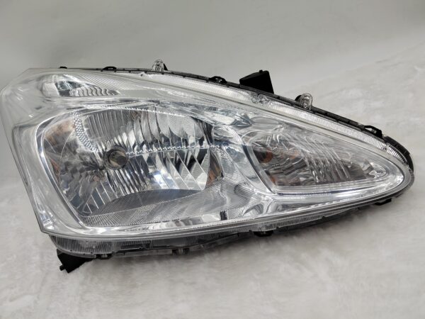 NISSAN TIIDA/PULSAR 2013-2016 HALOGEN R.H.S HEADLIGHT ASSEMBLY