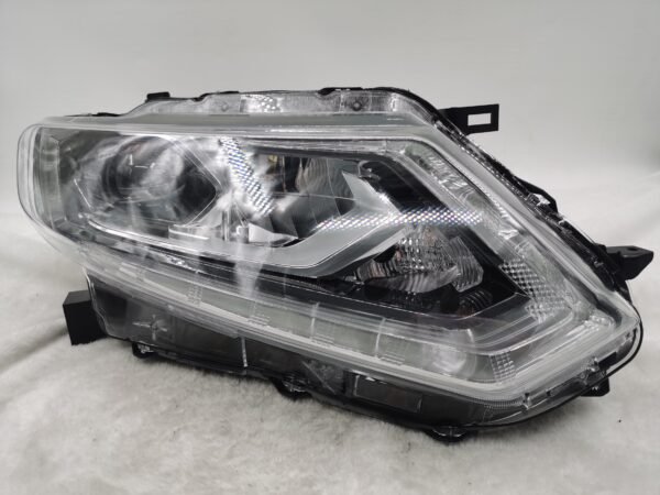 NISSAN X-TRAIL 2014-2016 LED R.H.S HEADLIGHT ASSEMBLY