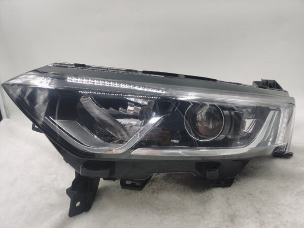 RENAULT KOLEOS 2016-2020 HALOGEN L.H.S HEADLIGHT ASSEMBLY