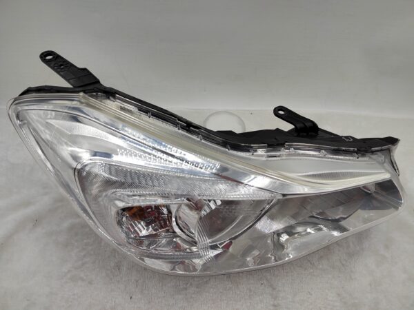 SUBARU IMPREZA 2012-2016 HALOGEN R.H.S HEADLIGHT ASSEMBLY