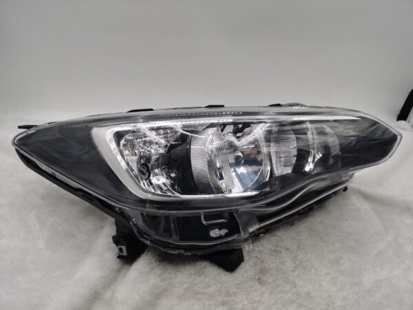 SUBARU IMPREZA 2017-2019 HALOGEN R.H.S HEADLIGHT ASSEMBLY