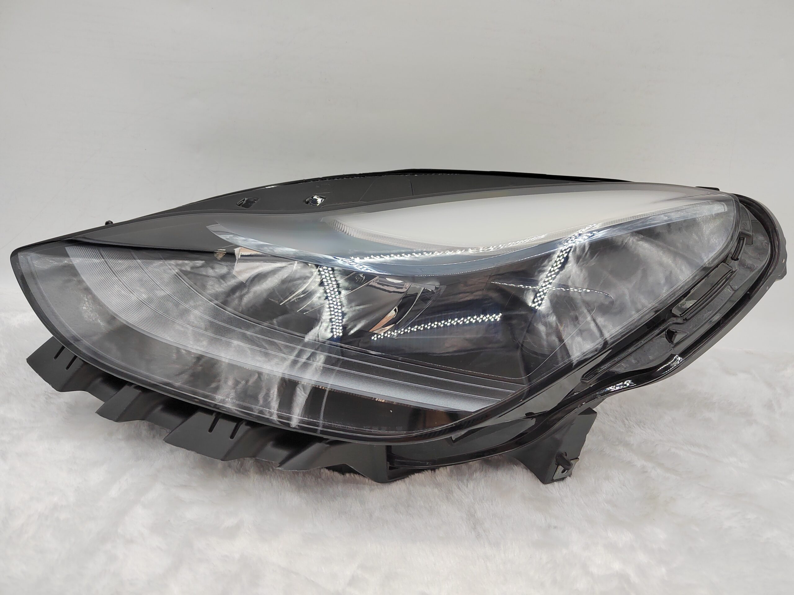 TESLA MODEL 3 2020-2022 LED L.H.S HEADLIGHT ASSEMBLY