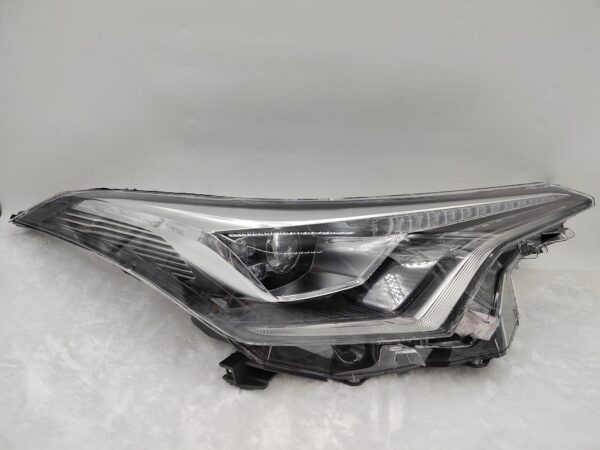 TOYOTA C-HR 2016-2019 LED R.H.S HEADLIGHT ASSEMBLY