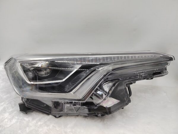 TOYOTA C-HR 2016-2019 LED R.H.S HEADLIGHT ASSEMBLY