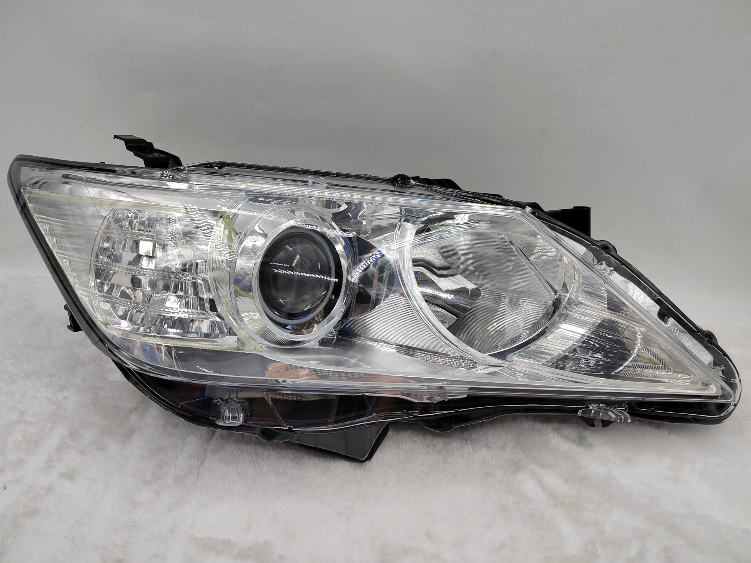 TOYOTA CAMRY/AURION ACV41L 2012-2014 HALOGEN R.H.S HEADLIGHT ASSEMBLY